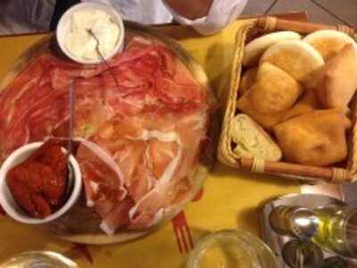 Pane Vino e San Daniele, Bologna