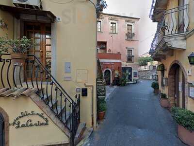 Le Due Porte, Taormina