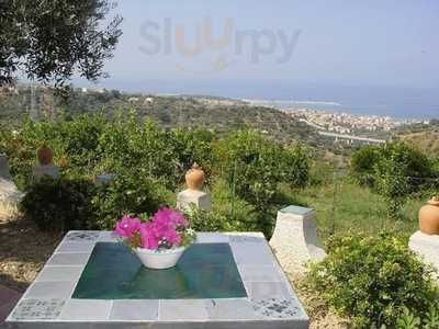 Giardino di Sicilia, Sant'Agata di Militello