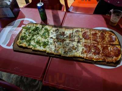 Herbie's Pizza, Latina