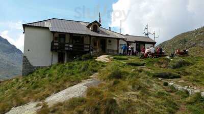 Rifugio Serafino Gnutti, Sonico