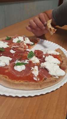 Pizzeria Punto E Virgola, Brescia