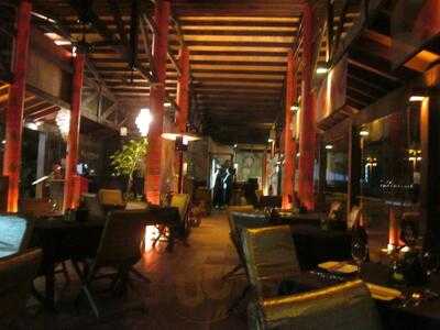 Thai Lounge Bar