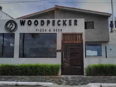 Woodpecker Pizza & Beer