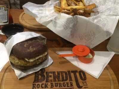 Bendito Rock Burger