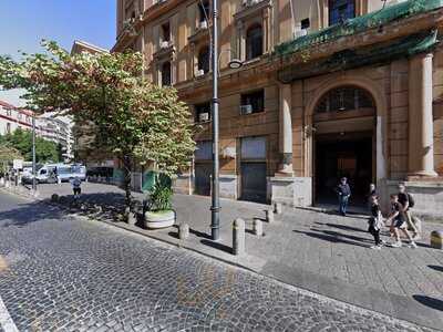 L’Approdo, Napoli