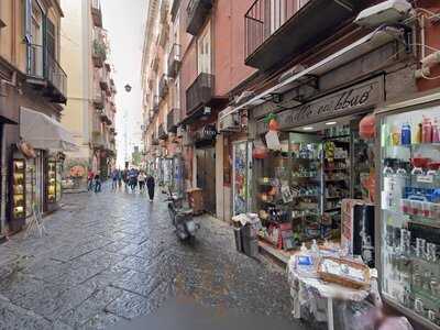 Joseph Café, Napoli