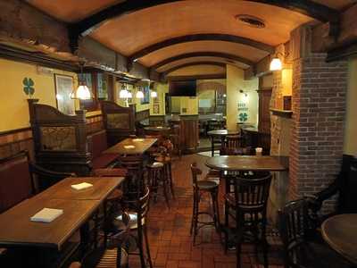 Dubhlinn Irish Pub, Salerno