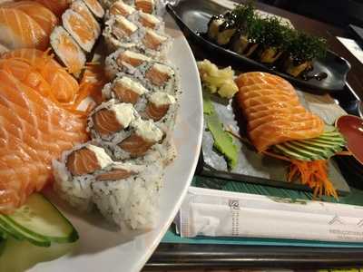 Sushi 'n Roll Express