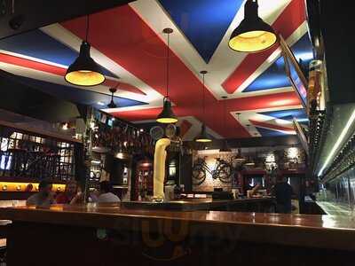 Weiss British Pub