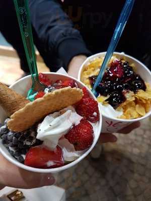 Yeah Vomero Gelateria & Yogurteria Fai Da Te, Napoli