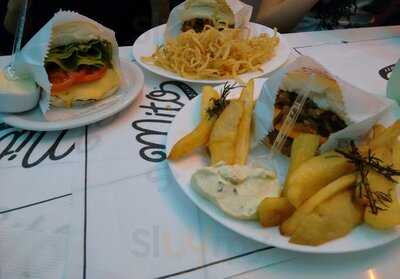 Dona Rosa Burger