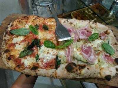 Pizza Club, Salerno