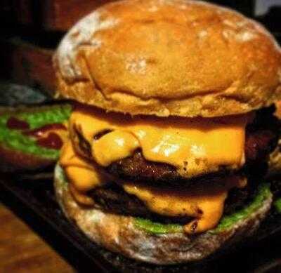 Redneck Hamburgueria