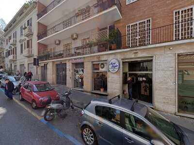 Vesuvio Bakery, Napoli