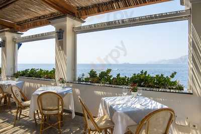 La Gavitella - Restaurant & Beach