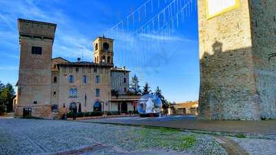 Maxi Bar, Castelvetro di Modena