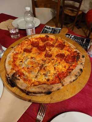 Pizzeria Partenope, Torrile