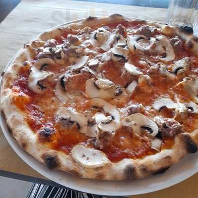 ,Trattoria Pizzeria Scaricalasino, Monghidoro