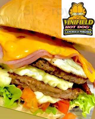 Vinifield Hot Dog