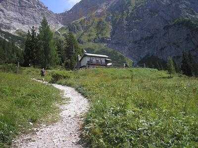 Rifugio Maniago, Erto e Casso