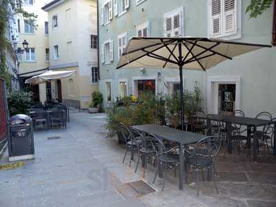 Hosteria Agli Orfanelli, Trieste