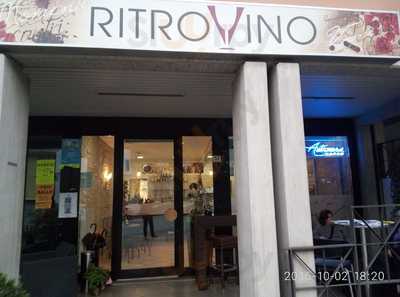 Bar Ritrovino, Buja