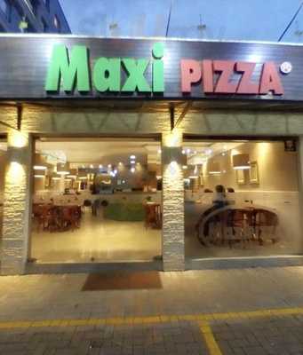 Maxi Pizza