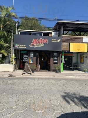 Aloha Deck’s Pub