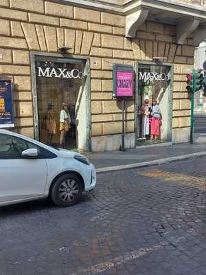 Maxsim, Roma