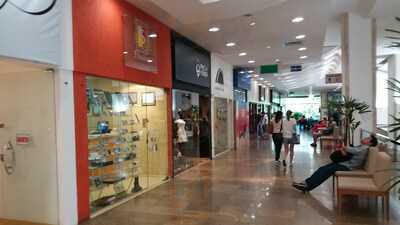 5. Avenida Cafe e Grill