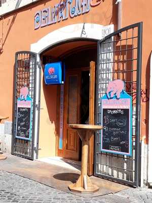 Manicomio Pub a Trastevere, Roma