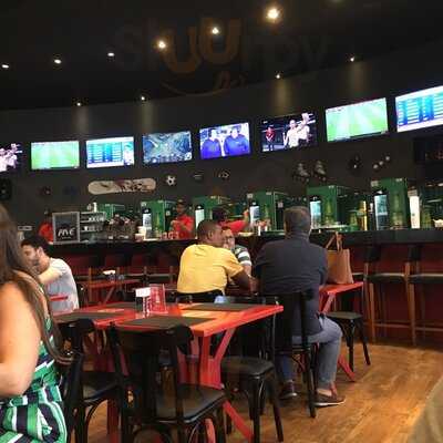 Five Sport Bar