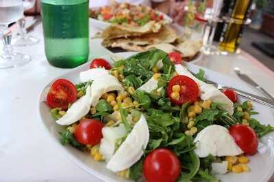 L'Insalata Ricca, Roma