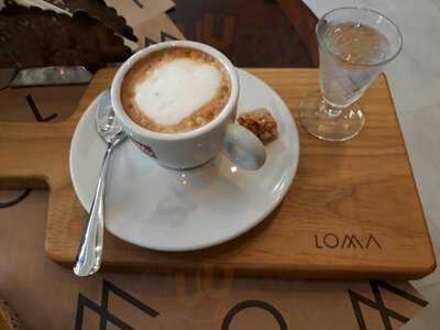 Loma Casa E Café