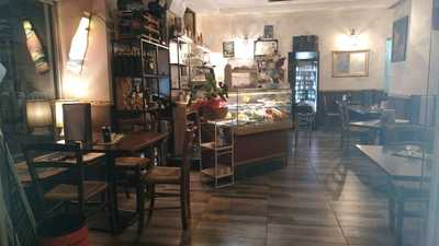 Pasticceria Caffetteria Con E Senza Zucchero, Roma