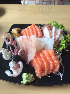 Uokatsu Sushi Bar