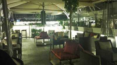 Roof Garden Bar Eighty Seven, Roma