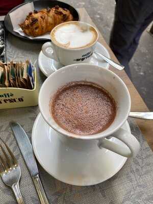 Profumo di Caffe, Roma