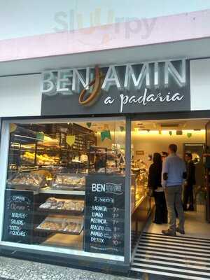 Benjamin A Padaria