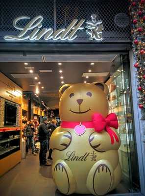 Lindt Chocolate Shop, Roma