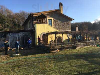 Il Casale sul Fiume Treja, Mazzano Romano