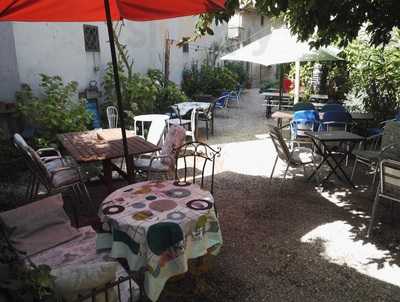 Libr'Osteria Le Sorgenti Libreria Bar Osteria, Bolsena