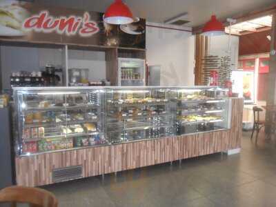 Duni's Cafeteria