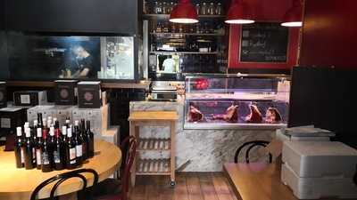 RoyalBeef Wine Bar & Restaurant Grill, Lido di Ostia