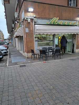 Bar Mazzaroni, Roma