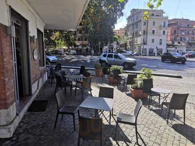 Cafe du Parc, Roma