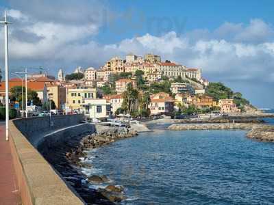 Baia Salata, Imperia