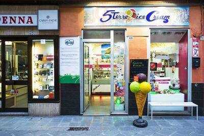 Gelateria 5 Terre