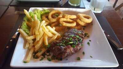 Cayenna Steak House